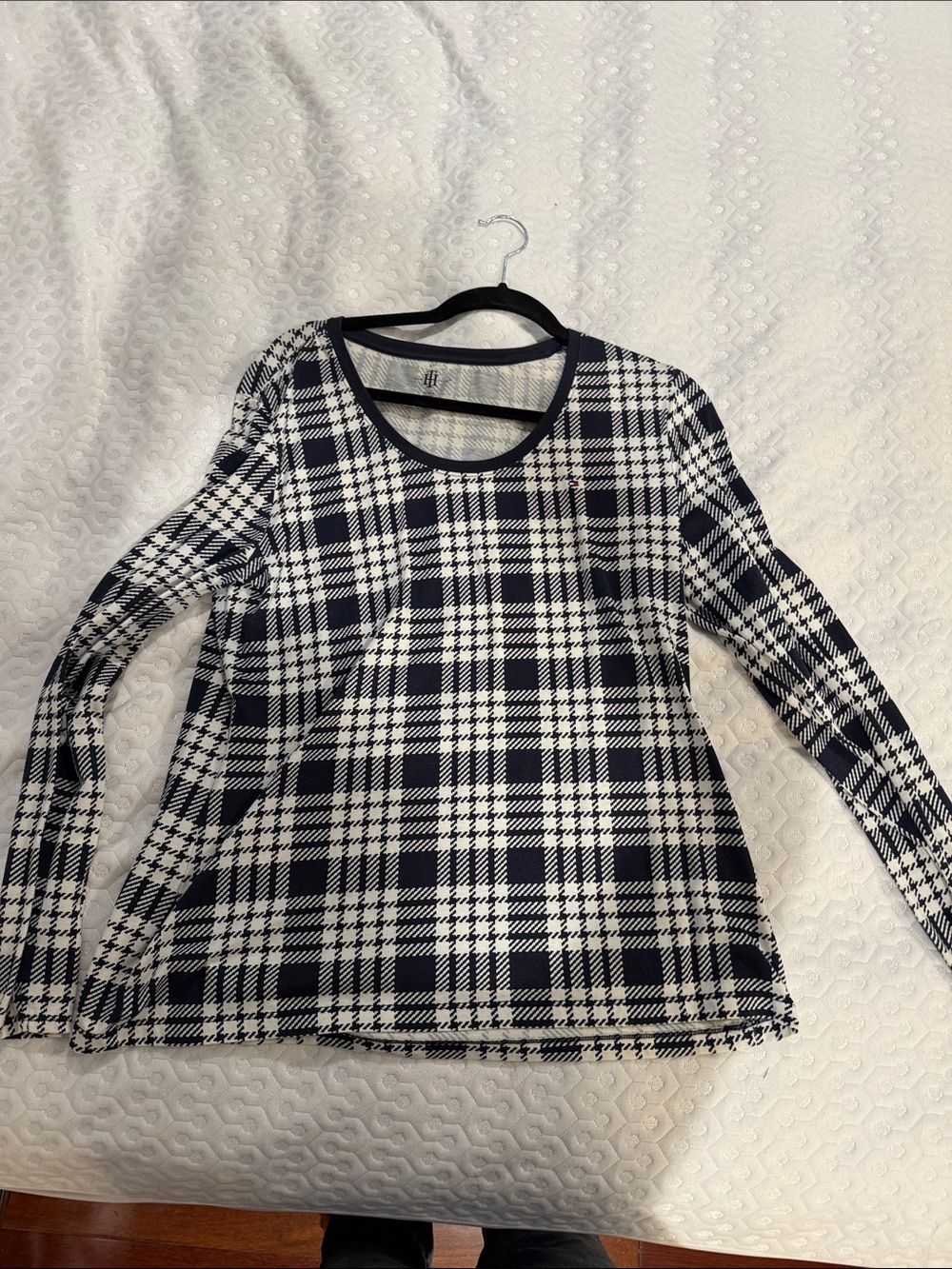 Tommy Hilfiger Navy and White Plaid Long-Sleeve Tee